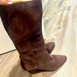 Licky Brand suede boots